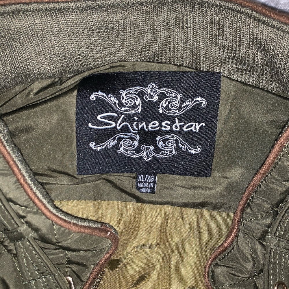 Vest - Picture 2 of 3